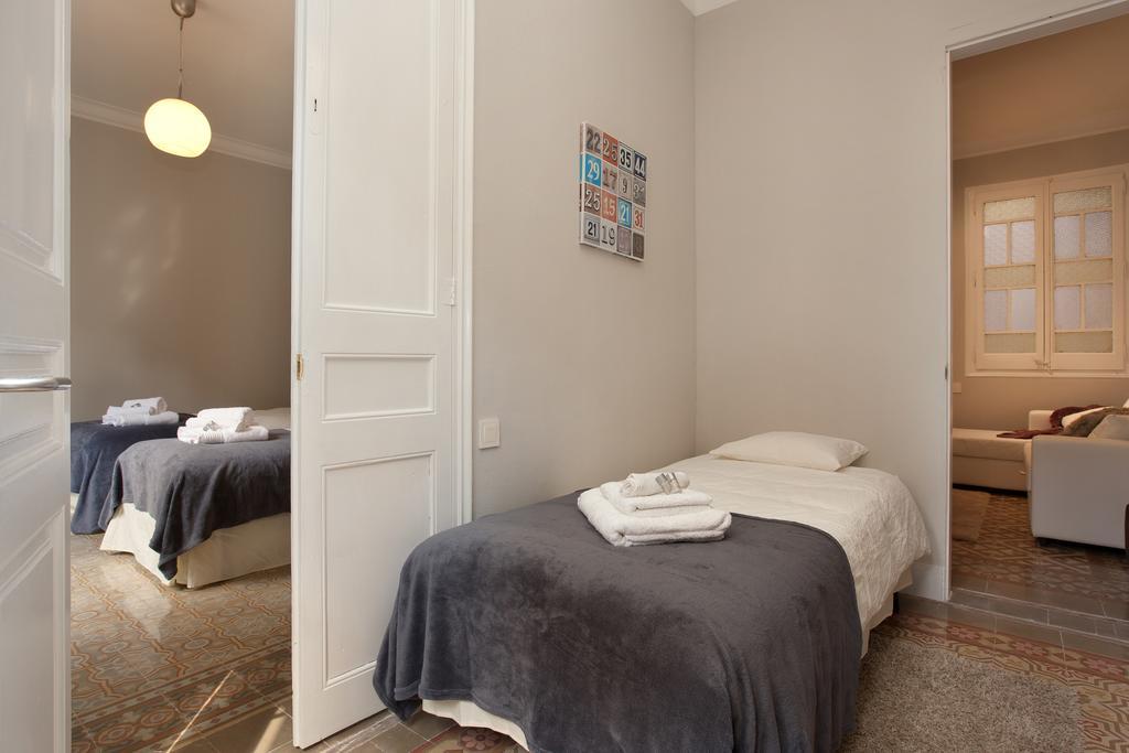 Enjoy Apartments Sofia Barcelona Room photo